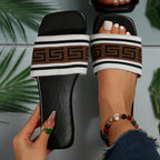 Summer Design Women Slippers Fashion Flat Heels Sildes Shoes Women's Flat Sandals Strap Slide Sandals Open Toe Comfortable Soft Luxury Slide Sandals Simple Cotton Fabric Straps Open Toe Flat Sandal For Womens