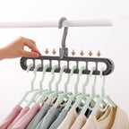 Plastic Clothes Hanger with Storage Hook