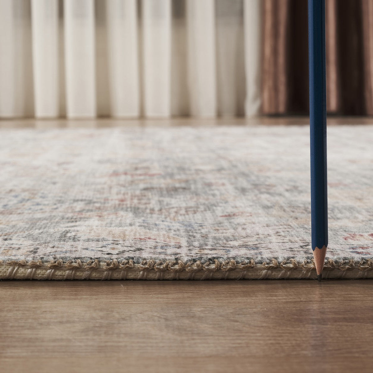 Majestic Area Rug with Durable Polyester Construction - 24" x 36" HouseOfZazla