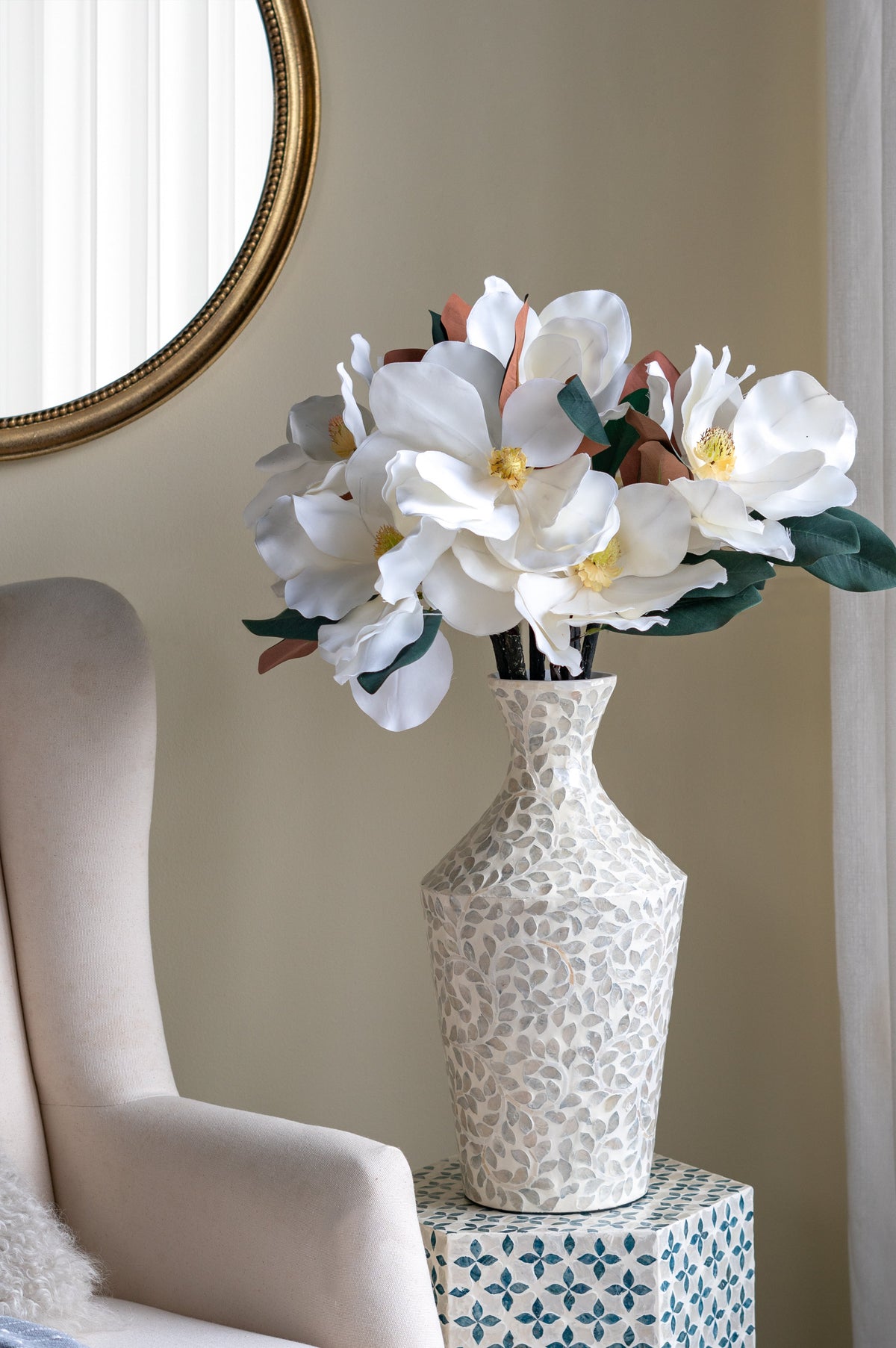 D9.8x19.7" Decorative Paper Powder Vase with Tapered Design HouseOfZazla