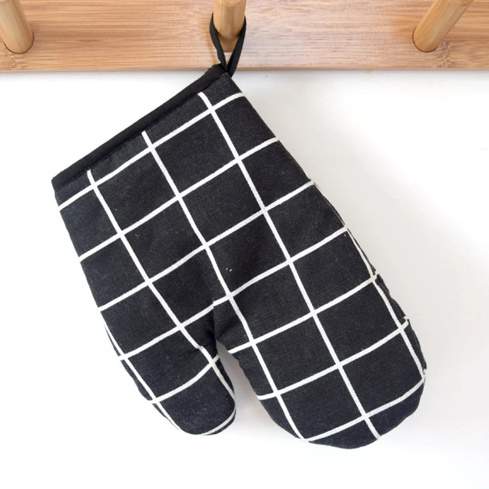 Heat Resistant Kitchen Baking Gloves – Insulated Oven & Cooking Safety Gloves