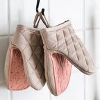 Fish Shaped Silicone Anti Scald Oven Glove | Kitchen Glove for Hot Dishes and Trays
