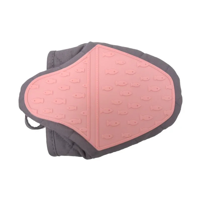 Fish Shaped Silicone Anti Scald Oven Glove | Kitchen Glove for Hot Dishes and Trays