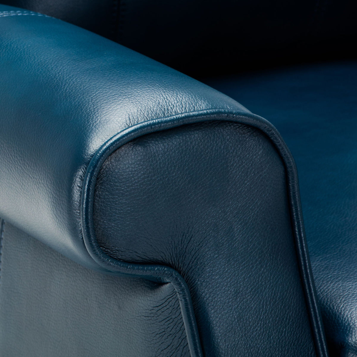 Electric Lift Chair with Recline Function - Blue, Red, or Dark Brown HouseOfZazla