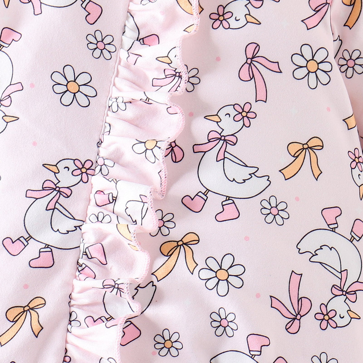 Cute Baby Girl Long-sleeve Bodysuit With A Little Duck Print